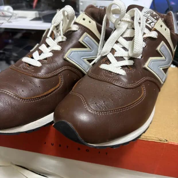 뉴발란스 576 USA 초콜릿 275