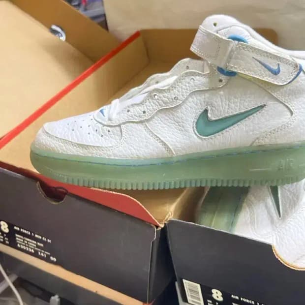 나이키 에어포스1 cl 96 하늘완창 신품