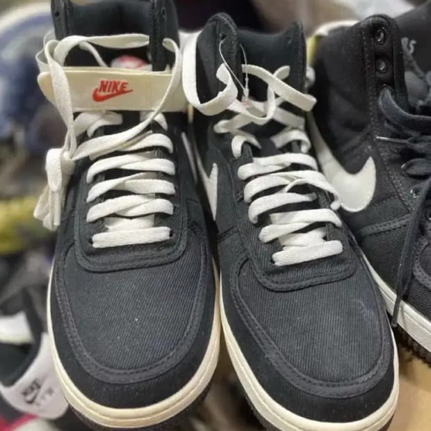 나이키 에어포스 1 하이 cvs