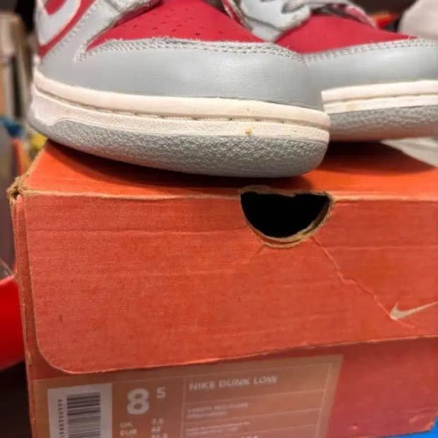 나이키 덩크 로우 회색/레드 265mm