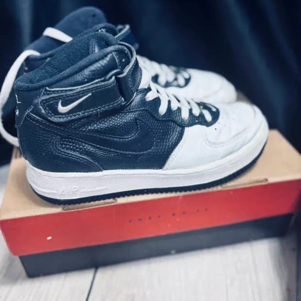 나이키 에어포스1 MID SC 마요네즈