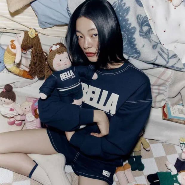 GROVE 벨라 네이비 맨투맨