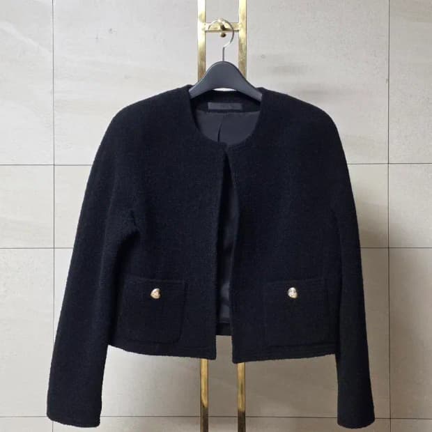 레디투웨어 R2W 하트 쥬얼 버튼 울 트위드 자켓