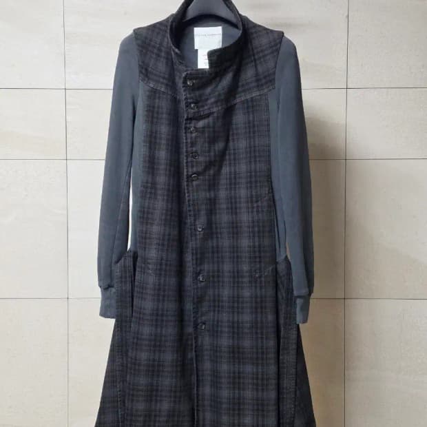 스테판 슈나이더 믹스매치 롱 코트