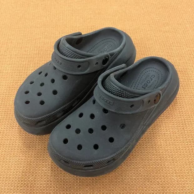 크록스 크러쉬 클로그 샌들 W7 G05707