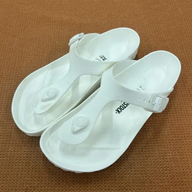 버켄스탁 지제 화이트 슬리퍼 샌들 250 G05821