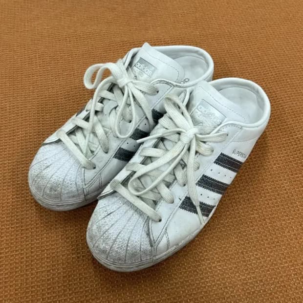 아디다스 슈퍼스타 뮬 슬립온 240 G06669
