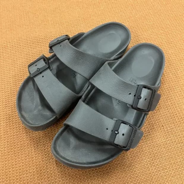 버켄스탁 아리조나 에바 메탈 슬리퍼 240 G06790