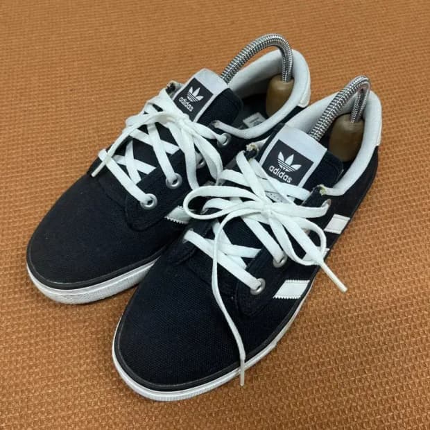 아디다스 키엘 스니커즈 운동화 235 G06871