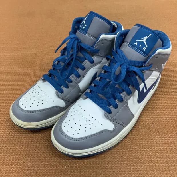 나이키 에어 조던 1 미드 시멘트 그레이 블루 운동화 260 G08776