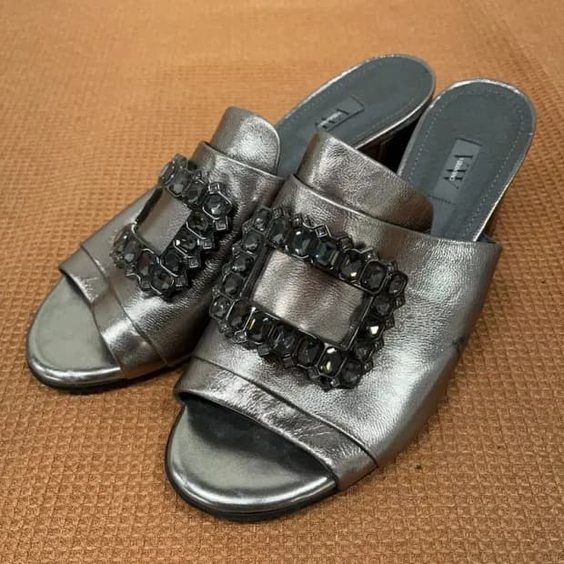 베라왕 실버 큐빅 슬리퍼 245 G08826