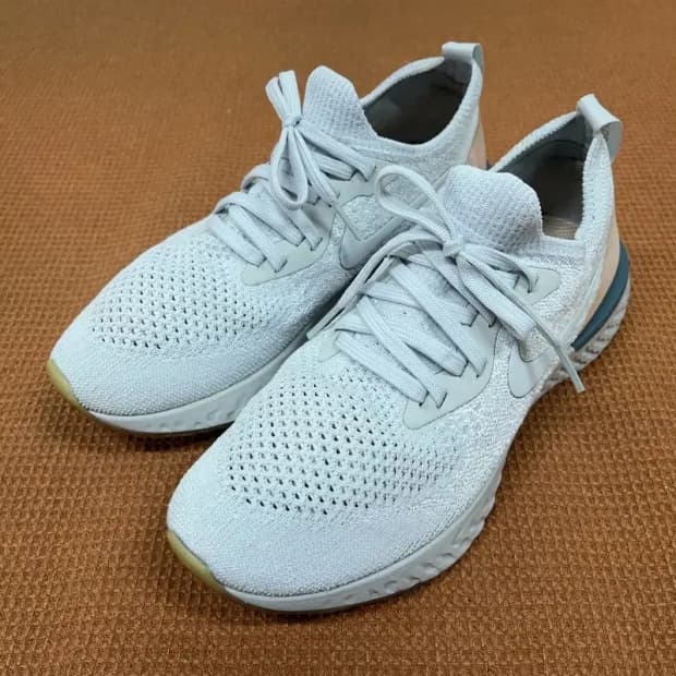 나이키 에픽 리액트 플라이니트 운동화 런닝화 235 G08970