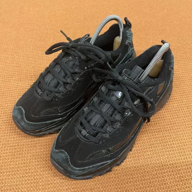 스케쳐스 딜라이트 익스트림 스니커즈 운동화 235 G06810