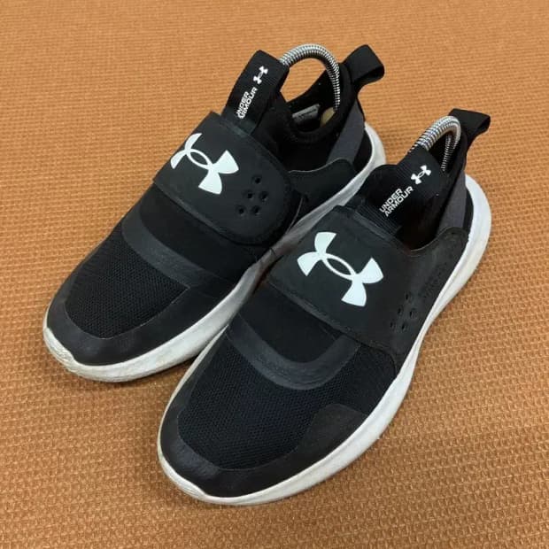 언더아머 UA 런플레이 런닝화 운동화 250 G07013