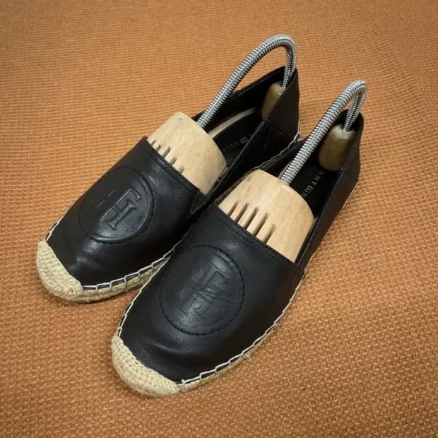 타미힐피거 라나 레더 에스파듀 슬립온 235 G07287