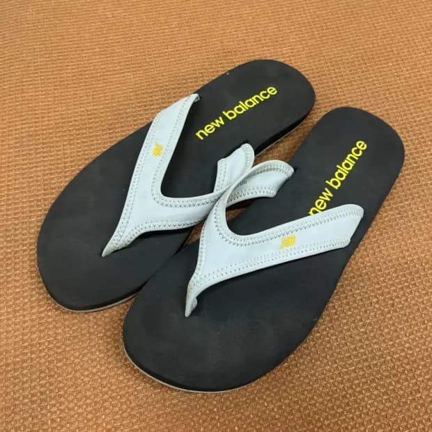 뉴발란스 플립플랍 쪼리 슬리퍼 240 G07396