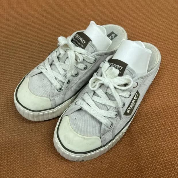 디스커버리 뮬리 슬라이드 스니커즈 235 G07514