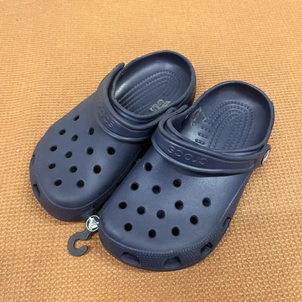 크록스 클래식 클로그 슬리퍼 샌들 W4 G07587