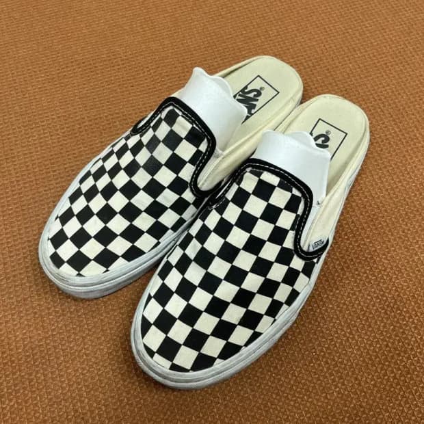 반스 체커보드 뮬 스니커즈 245 G07681