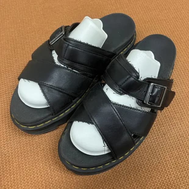 닥터마틴 라이커 슬리퍼 UK7 G07765