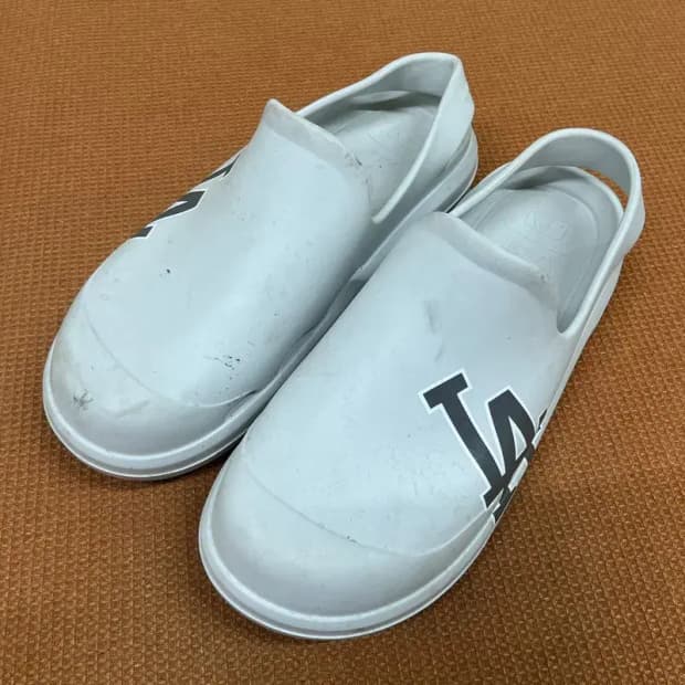 MLB 청키 바운서 클로그 샌들 270 G07823