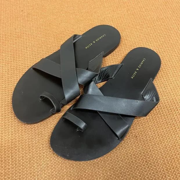 찰스앤키스 쪼리 슬리퍼 235 G07806