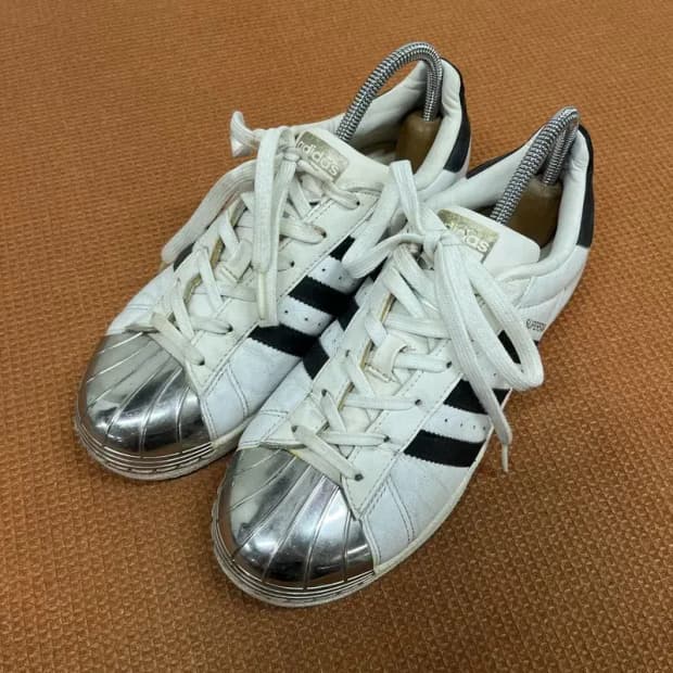 아디다스 슈퍼스타 메탈 토 스니커즈 운동화 235 G08138