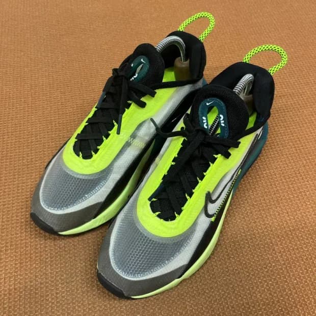 나이키 에어맥스 2090 스니커즈 운동화 250 G08168