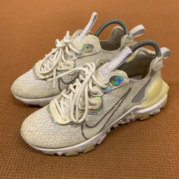 나이키 리액트 비전 에센셜 스니커즈 운동화 230 G08224