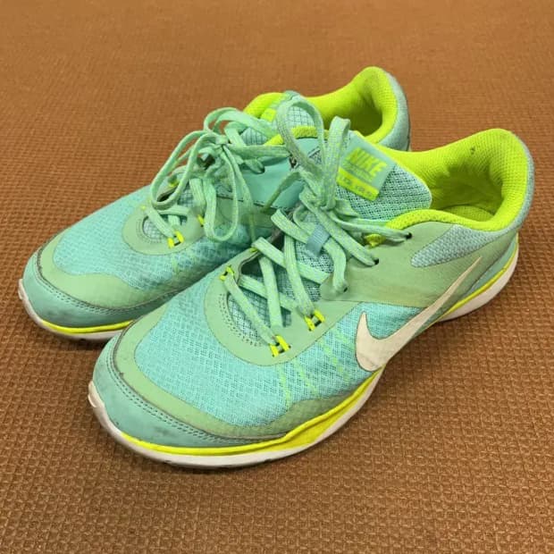 나이키 우먼스 플렉스 트레이너 5 런닝화 운동화 240 G08262