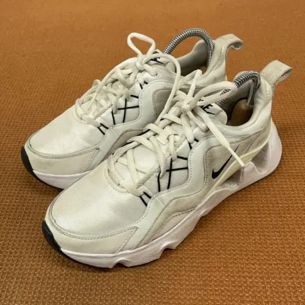 나이키 RYZ 스니커즈 운동화 240 G08267