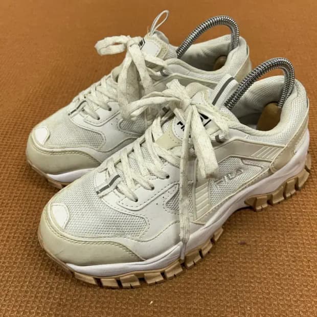 필라 뉴트랜스포스 스니커즈 운동화 240 G08356