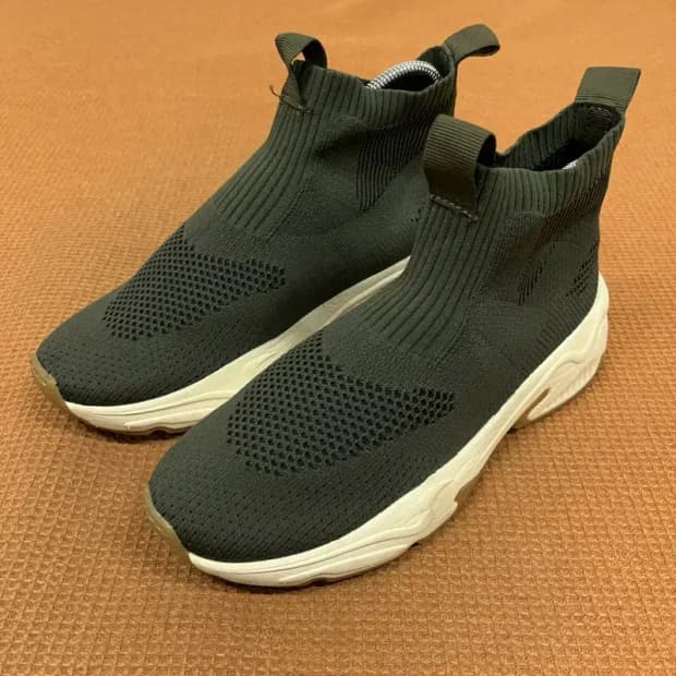 자라 ZARA 스피드러너 삭스 스니커즈 운동화 230 G08522