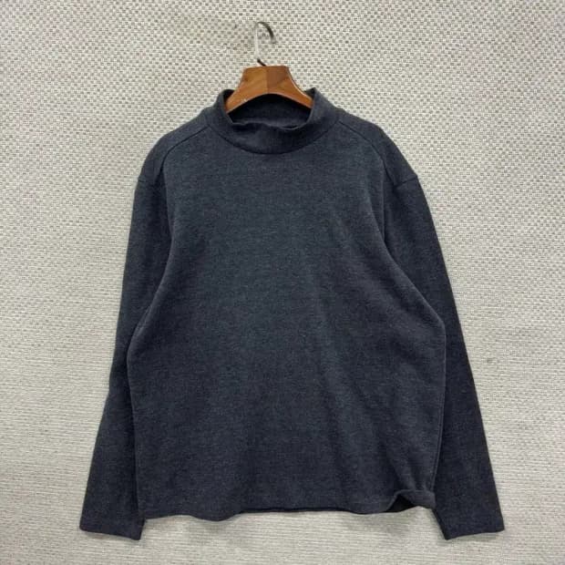 푸마 프린팅로고 캐주얼 목폴라 니트 XXL M08783