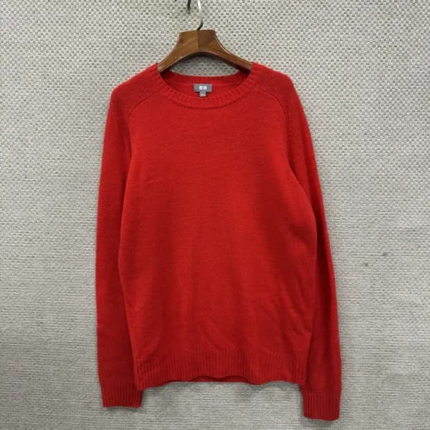 유니클로 레드 캐주얼 울 니트 L M09074