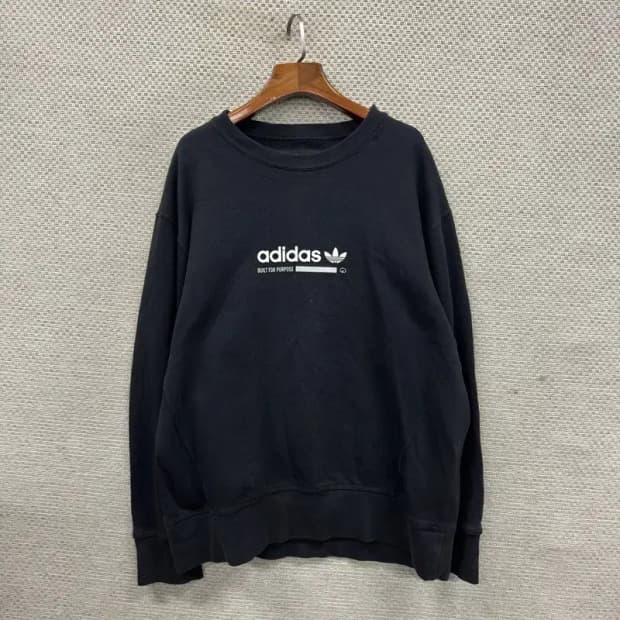 아디다스 캐주얼 센터 프린팅로고 맨투맨 XL M09554