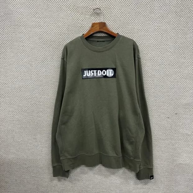 나이키 카키 약기모 자수로고 맨투맨 XL M09666