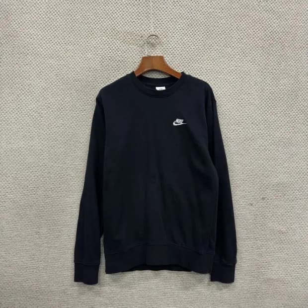 나이키 자수로고 캐주얼 오바핏 맨투맨 S M09672