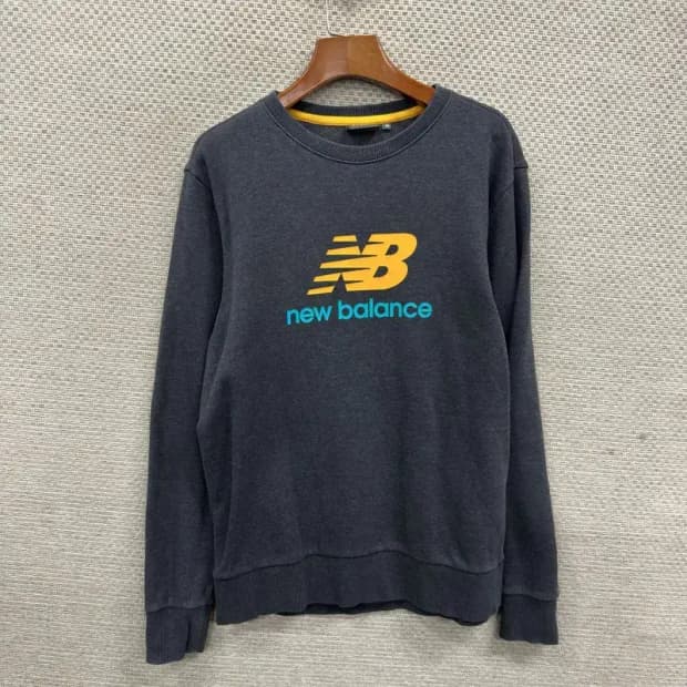 뉴발란스 캐주얼 빅로고 스웻셔츠 맨투맨 95 M10044