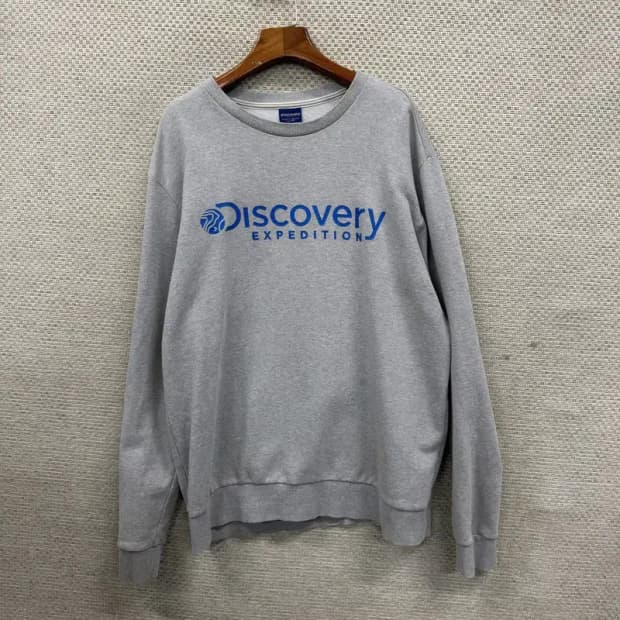 디스커버리 캐주얼 빅로고 스웻셔츠 맨투맨 110 M10409