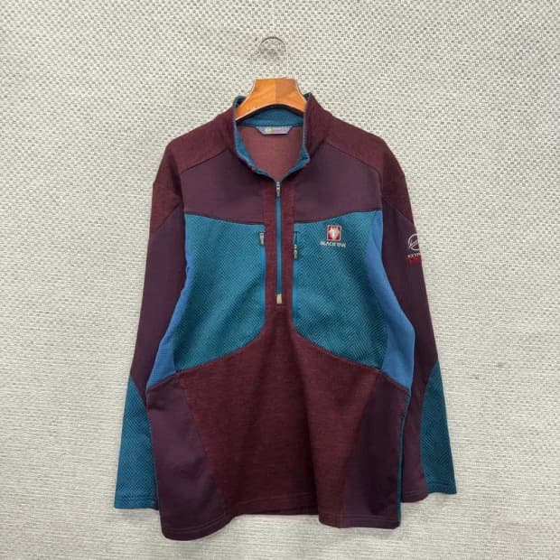 블랙야크 아웃도어 반집업 긴팔티 105 M10271