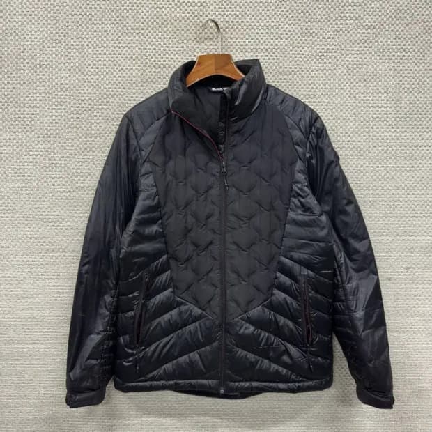 블랙야크 아웃도어 거위털 구스다운 경량 패딩 95 M10511