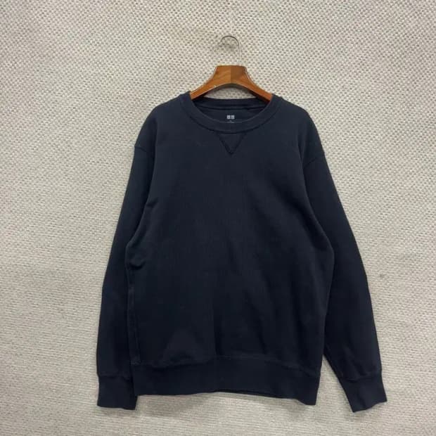 유니클로 캐주얼 무지 스웻셔츠 맨투맨 L M10289