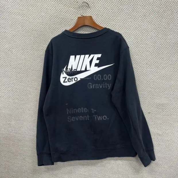 나이키 캐주얼 백로고 스웻셔츠 맨투맨 L M10641