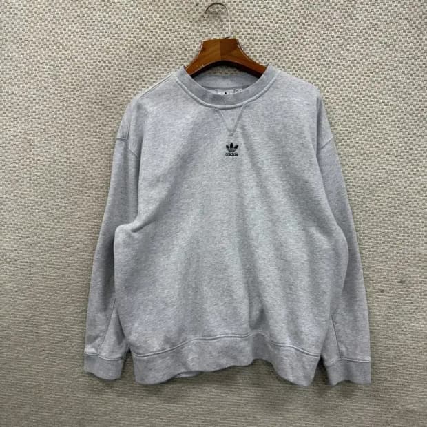 아디다스 센터로고 맨투맨 XS M11001