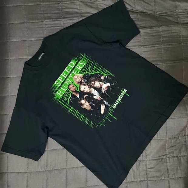 정품 발렌시아가 스피드헌터 오버핏 반팔 티셔츠 블랙 네온 L사이즈