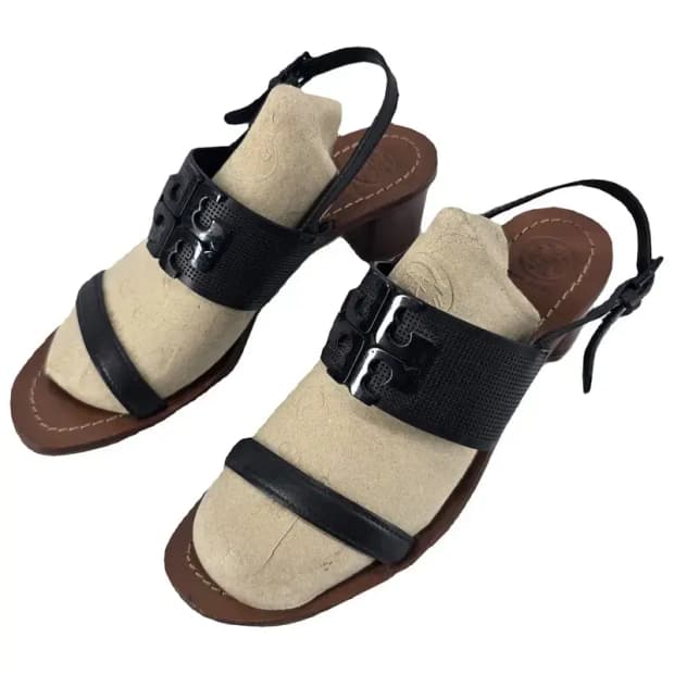 TORY BURCH 토리버치 가죽 로고 샌들 8M