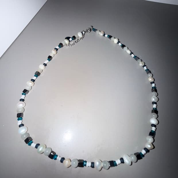 비즈 목걸이