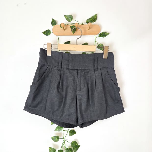 Lowrys farm 차콜 숏 팬츠