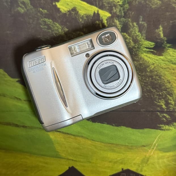 니콘 쿨픽스 nikon coolpix e4100 실버 디지털카메라